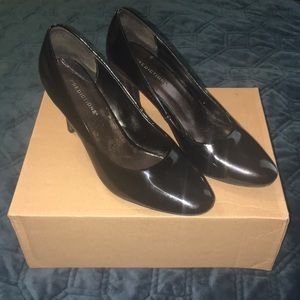 Perceptions | women's black patent heels